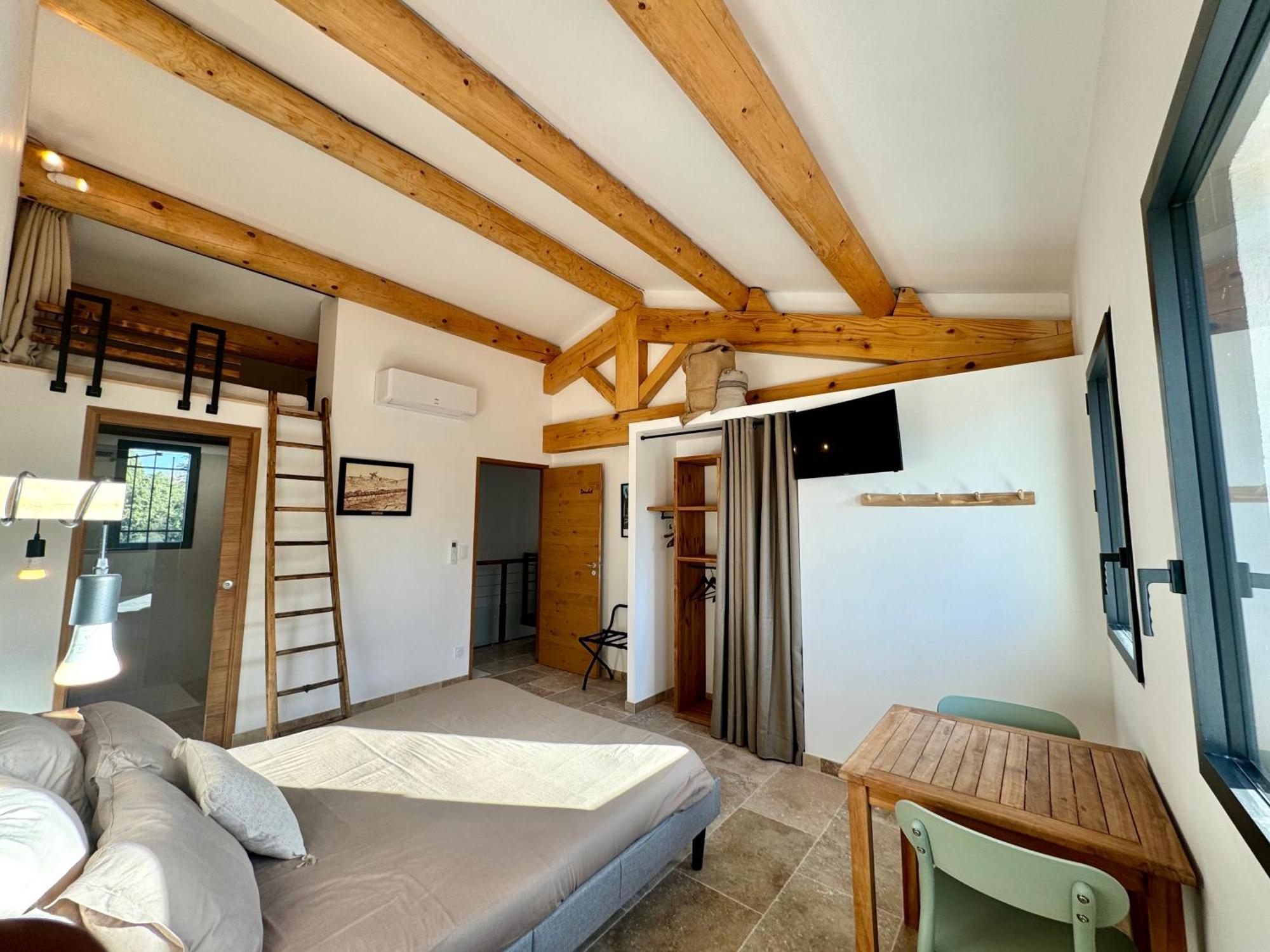 Mas Campau Bed & Breakfast Fontvieille Exterior foto