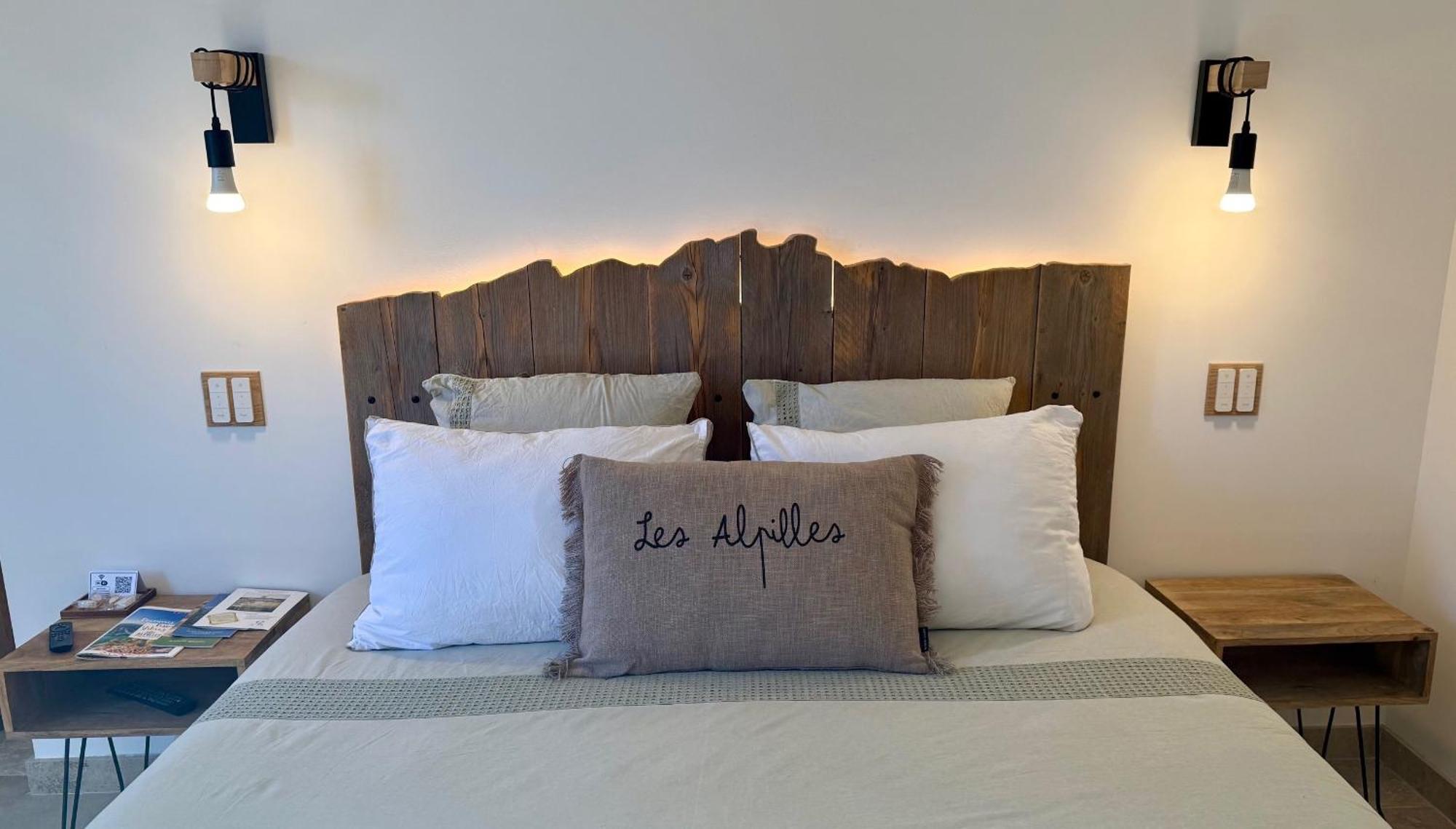 Mas Campau Bed & Breakfast Fontvieille Exterior foto