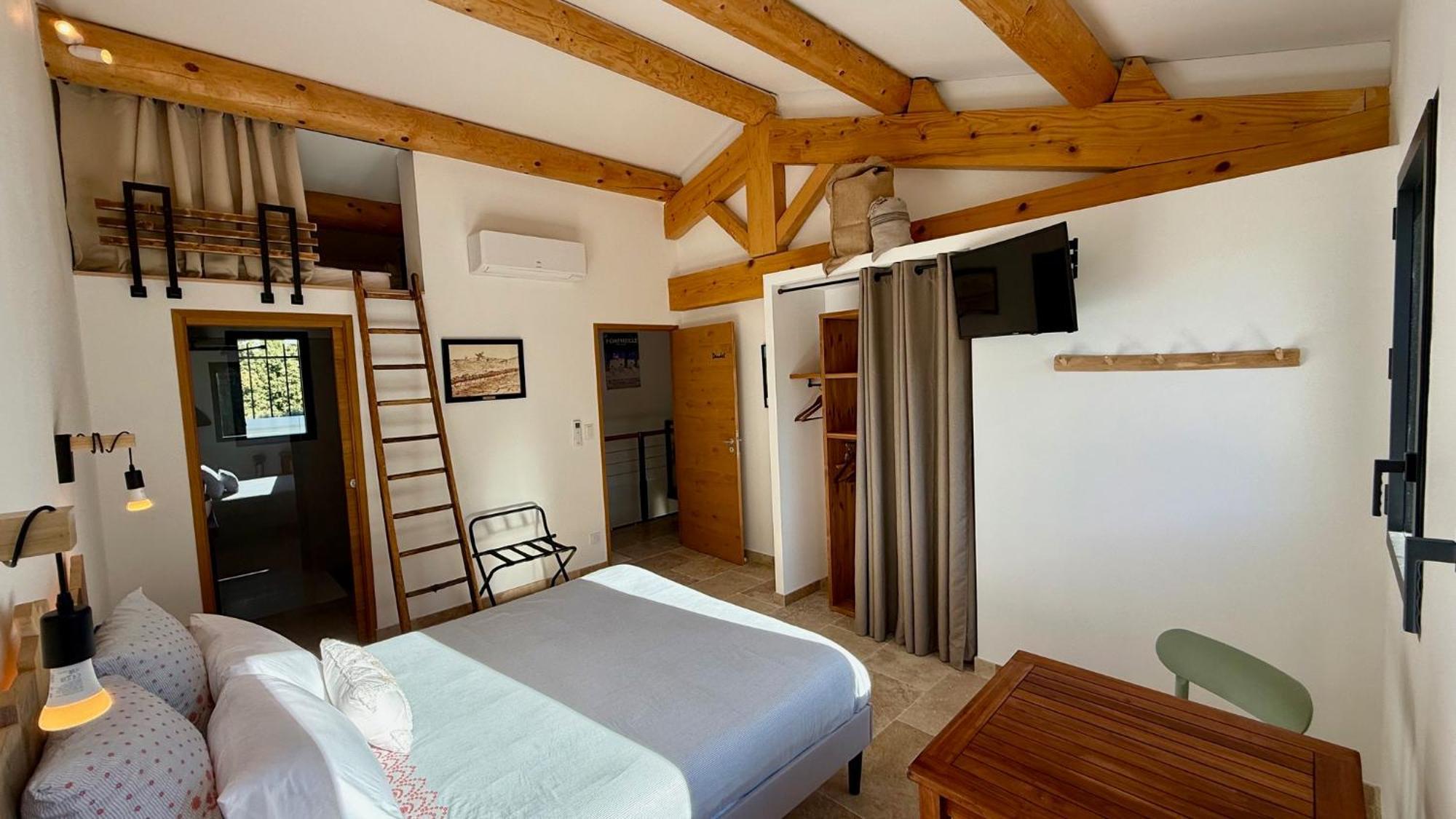 Mas Campau Bed & Breakfast Fontvieille Exterior foto
