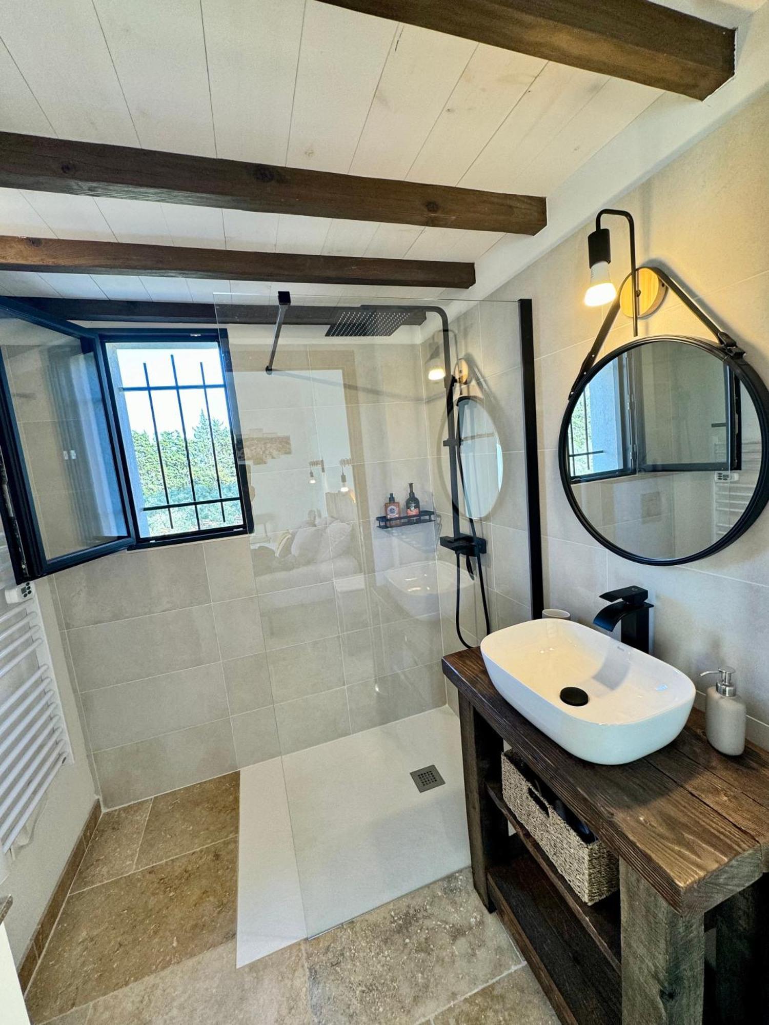 Mas Campau Bed & Breakfast Fontvieille Exterior foto